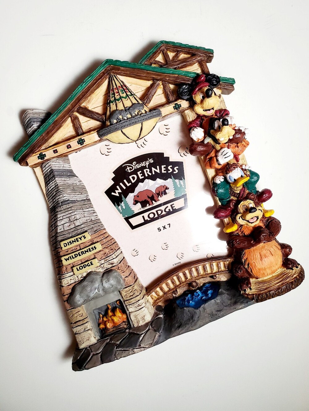 Disney Parks Wilderness Lodge Mickey & Friends 5×7 Totem Pole Picture Frame